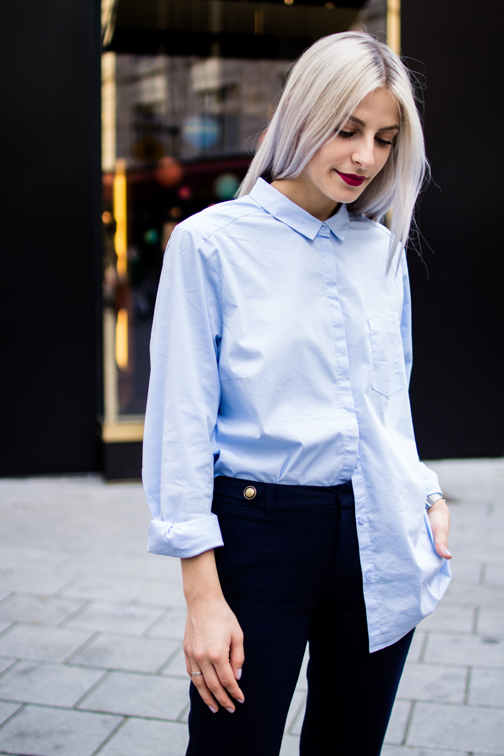 5 Ways to Style Your Oversize Button-Down Shirt | The Cosmopolitas